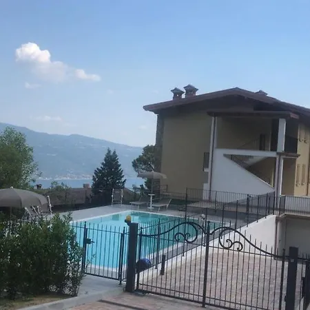 La Terrazza Sul Lago,