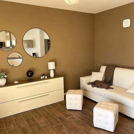 Apartament La Terrazza Sul Lago,